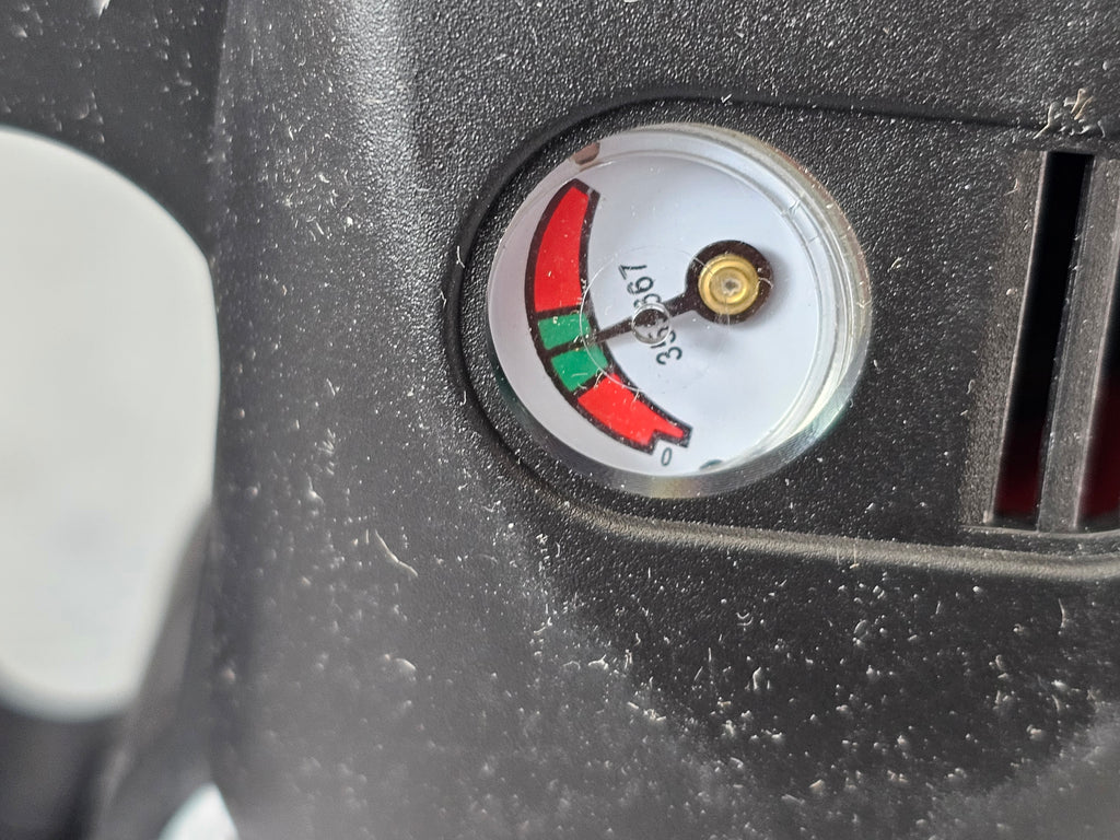 MCLAREN FIRE EXTINGUISER 11Q0021CP