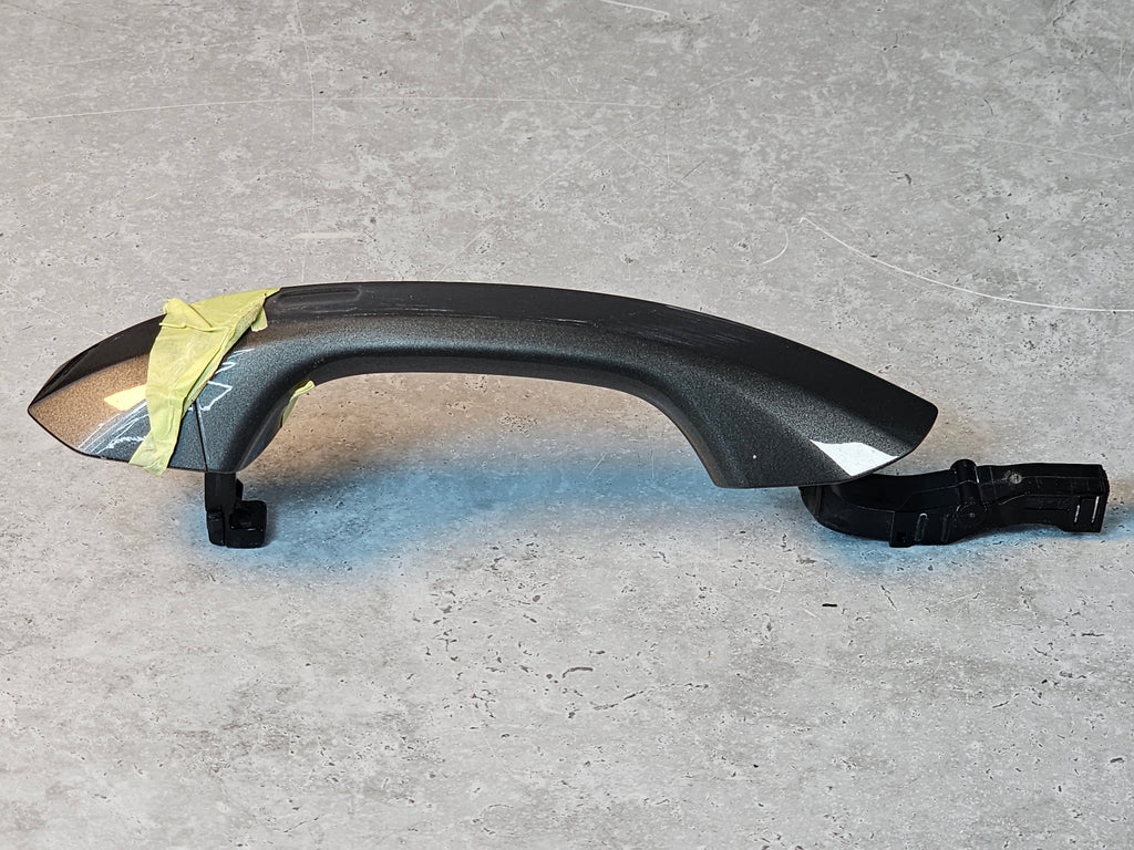 AUDI Q8 RSQ8 A6 RS6 FRONT LEFT DOOR HANDLE 4M8837205B