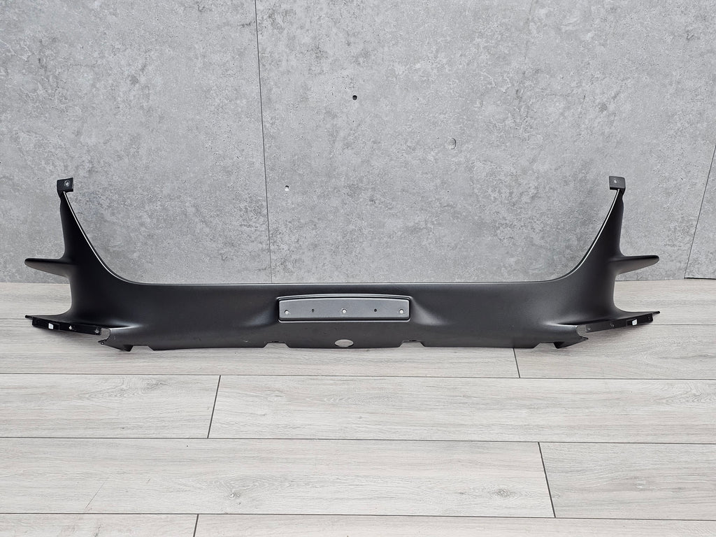 FERRARI 812 FRONT BUMPER AIR INTAKE BLACK 88851800