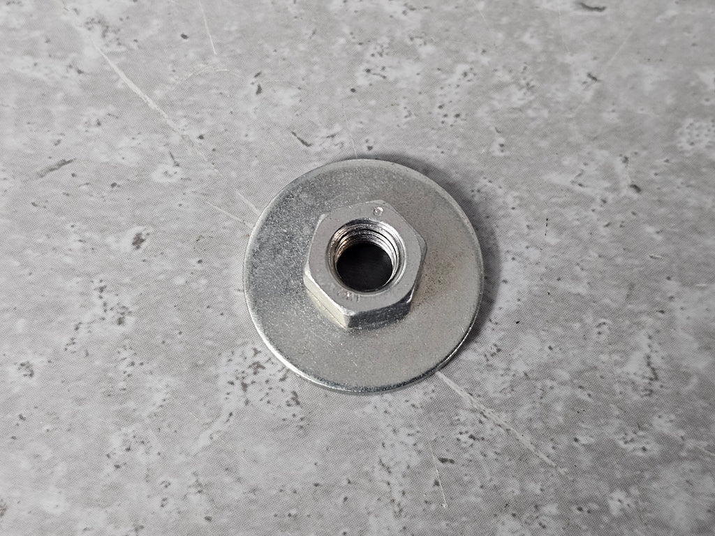 MERCEDES HEXAGON NUT A4149900051