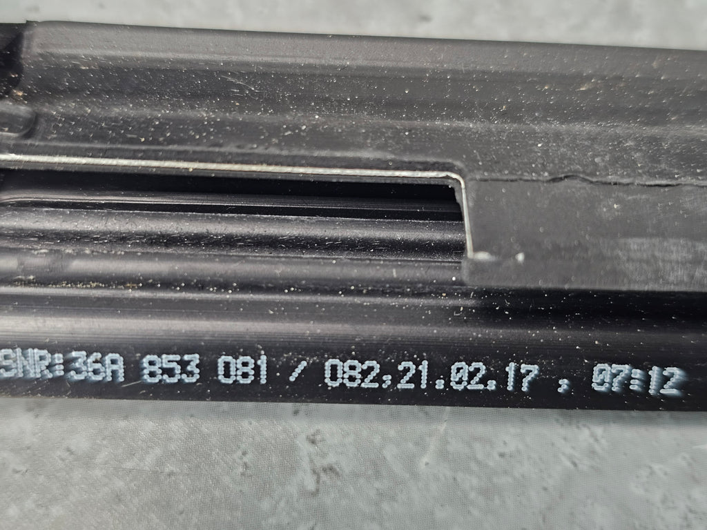 BENTLEY BENTAYGA 2016-2020 TRIM STRIP FOR WAISTLINE 36A853082