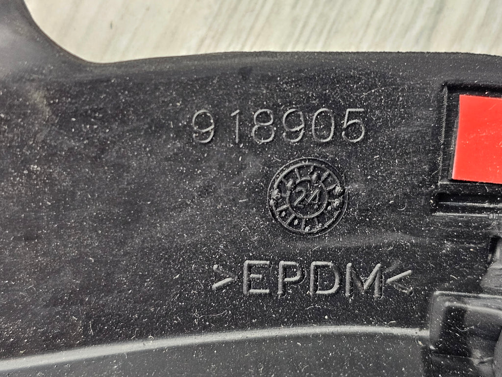 FERRARI 296 RH FRONT LID SEAL 918905