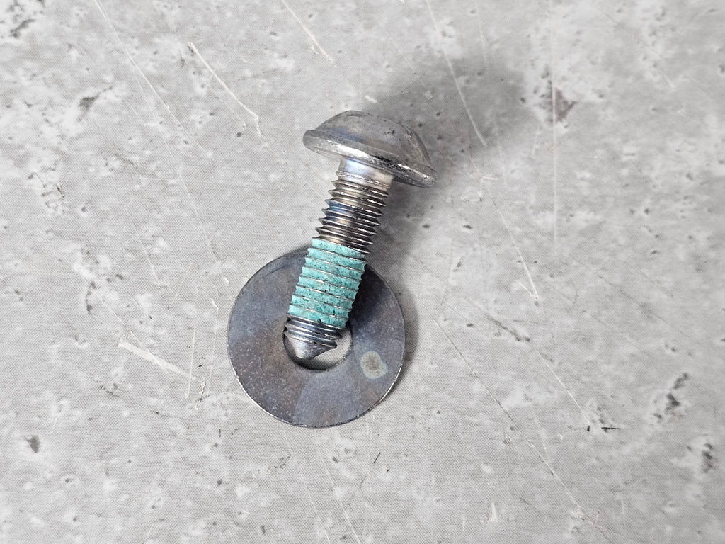 LAMBORGHINI AVENTADOR SVJ COUPE HOOD HINGE SCREWS KIT 470898012C