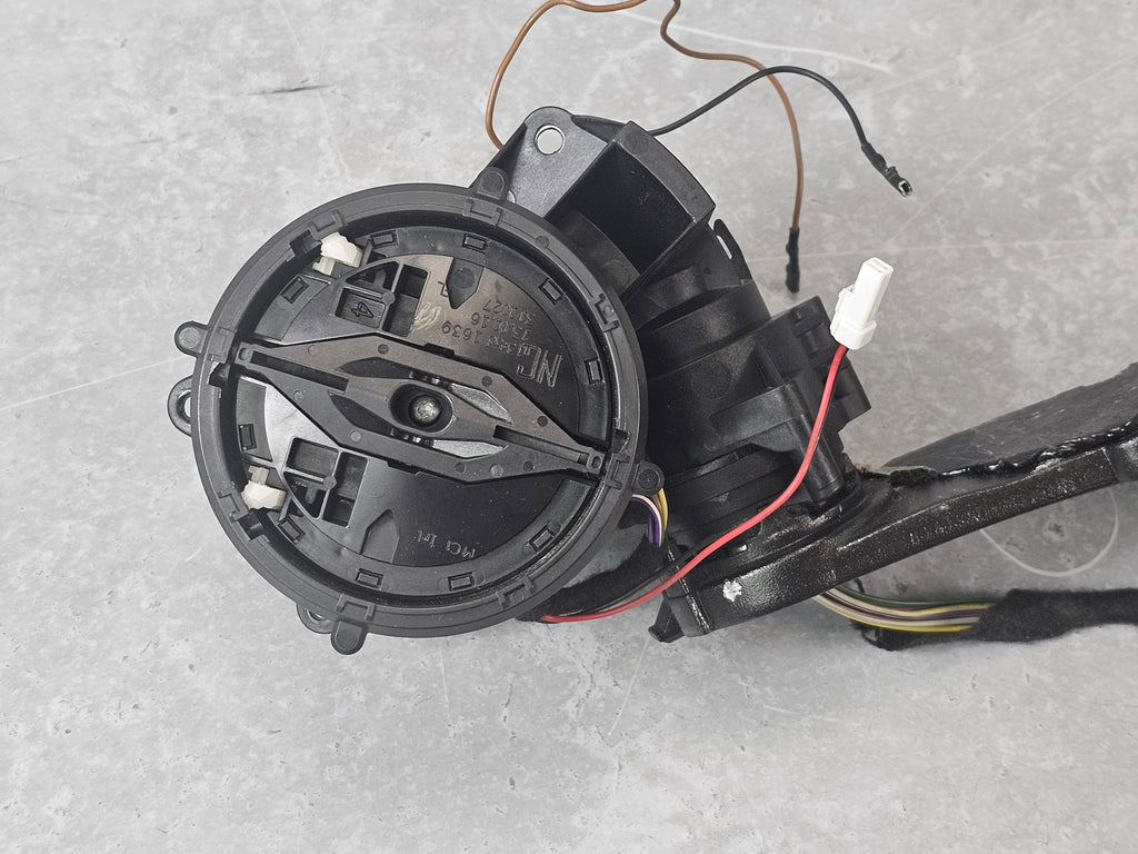 MCLAREN MP4-12C LEFT DOOR MIRROR ARM PLUS CONTROL MOTOR 11A4307CP