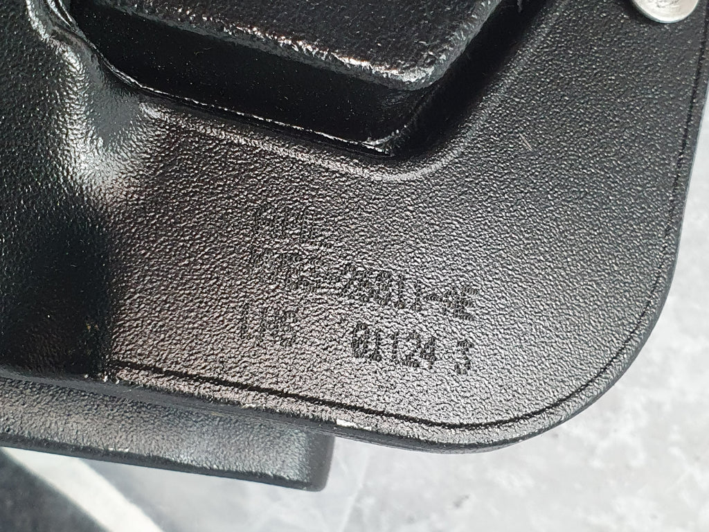 ASTON MARTIN DBX LEFT SIDE LOWER REAR DOOR HINGE ASSEMBLY MY83-26811-AE