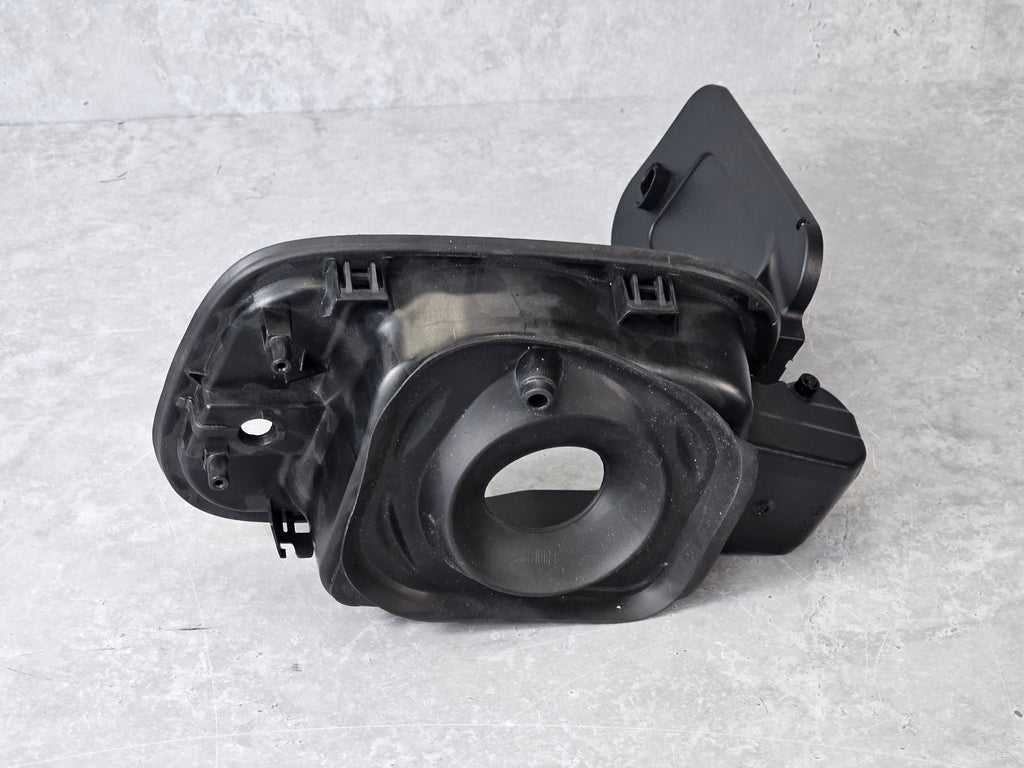 LAMBORGHINI URUS FUEL FILLER NECK 4ML809906A