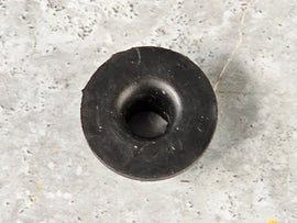 MCLAREN WASHER BOTTLE GROMMET PU 13A4199CP