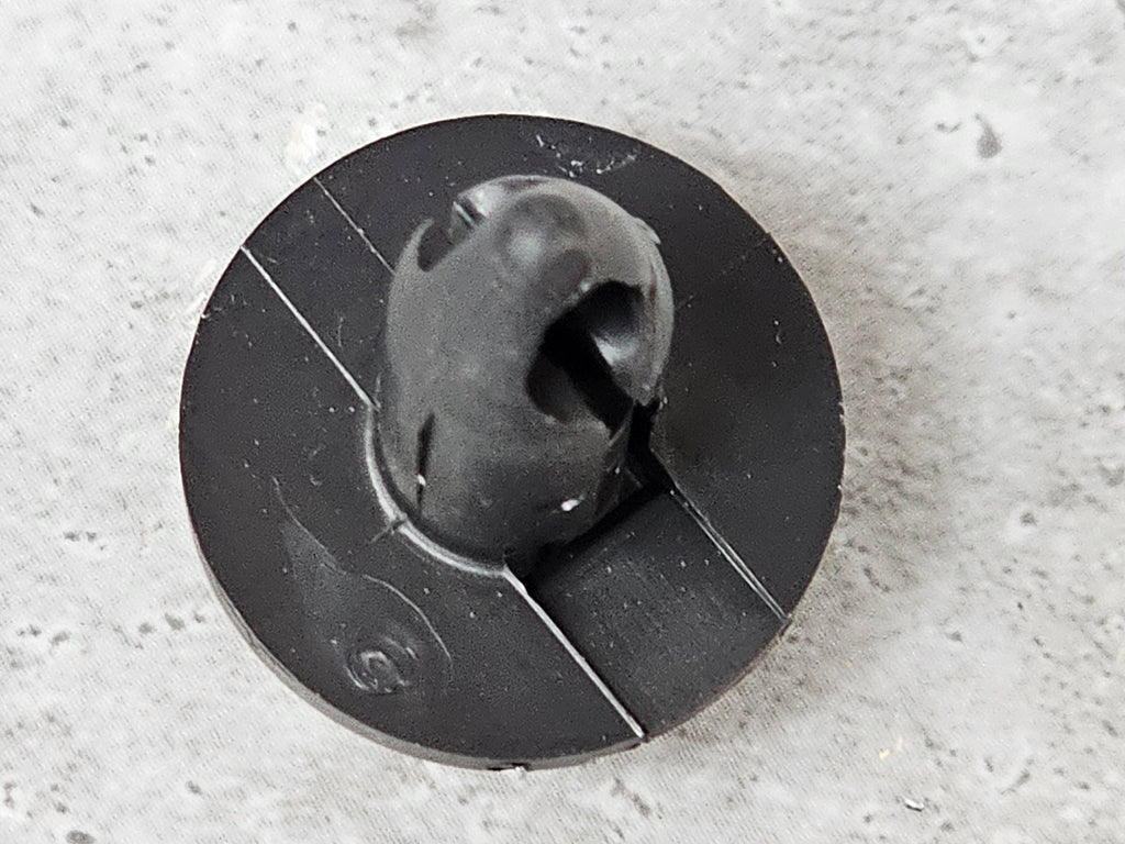 LANDROVER / RANGE ROVER  PACK OF 5 TRIM CLIPS ANR2224