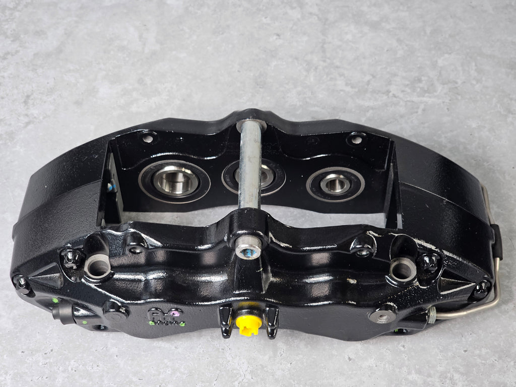 MCLAREN 570S FRONT RIGHT CALIPER 13CA046CP.BG1 (BLACK)
