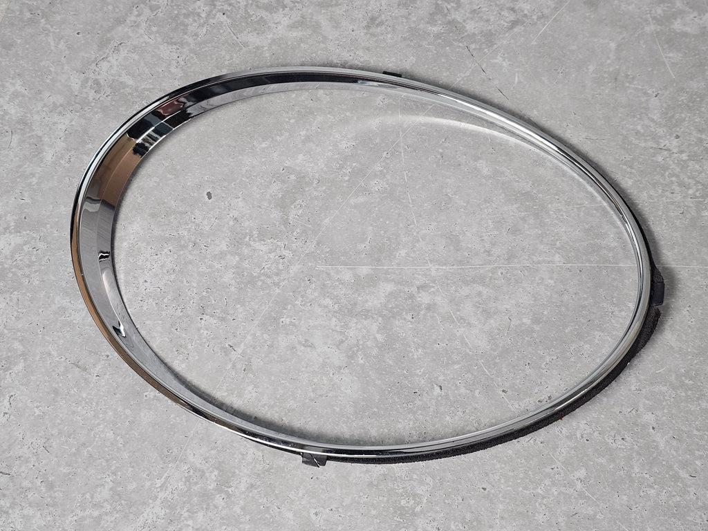 BENTLEY CONTINENTAL 2012-2017 OUTER HEADLIGHT TRIM 3W3807833C