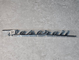 MASERATI LEVANTE MASERATI LOGO 673001404