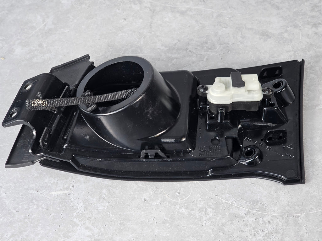 PORSCHE 992 GT3 BRACKET RIGHT SERVICE FLAP WITH CONTROL MOTOR MATT BLACK 9GT825132B