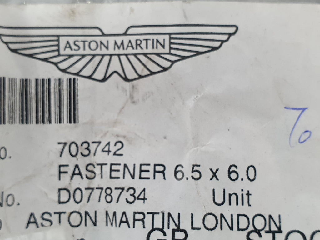 ASTON MARTIN FASTENER 6.5 X 6.0 703742