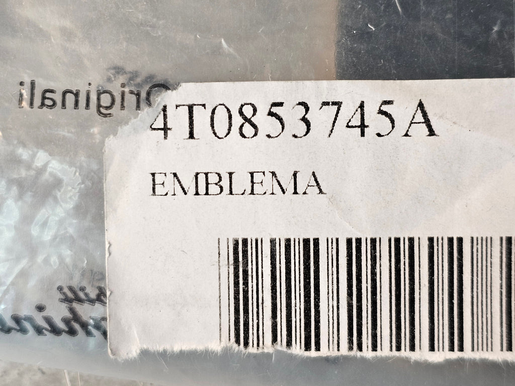 LAMBORGHINI FRONT BADGE 4T0853745A