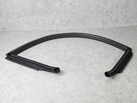 LAMBORGHINI AVENTADOR DOOR SEAL, INNER 476831707B