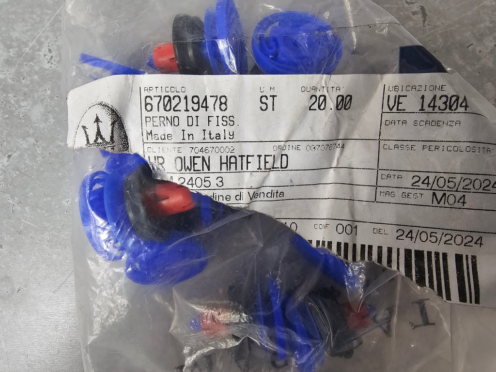MASERATI FIXING PIN 670219478