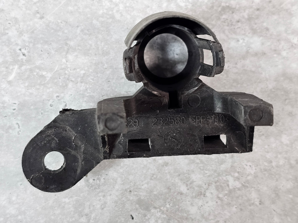 FERRARI CALIFORNIA INNER RH SENSOR BRACKET 232580