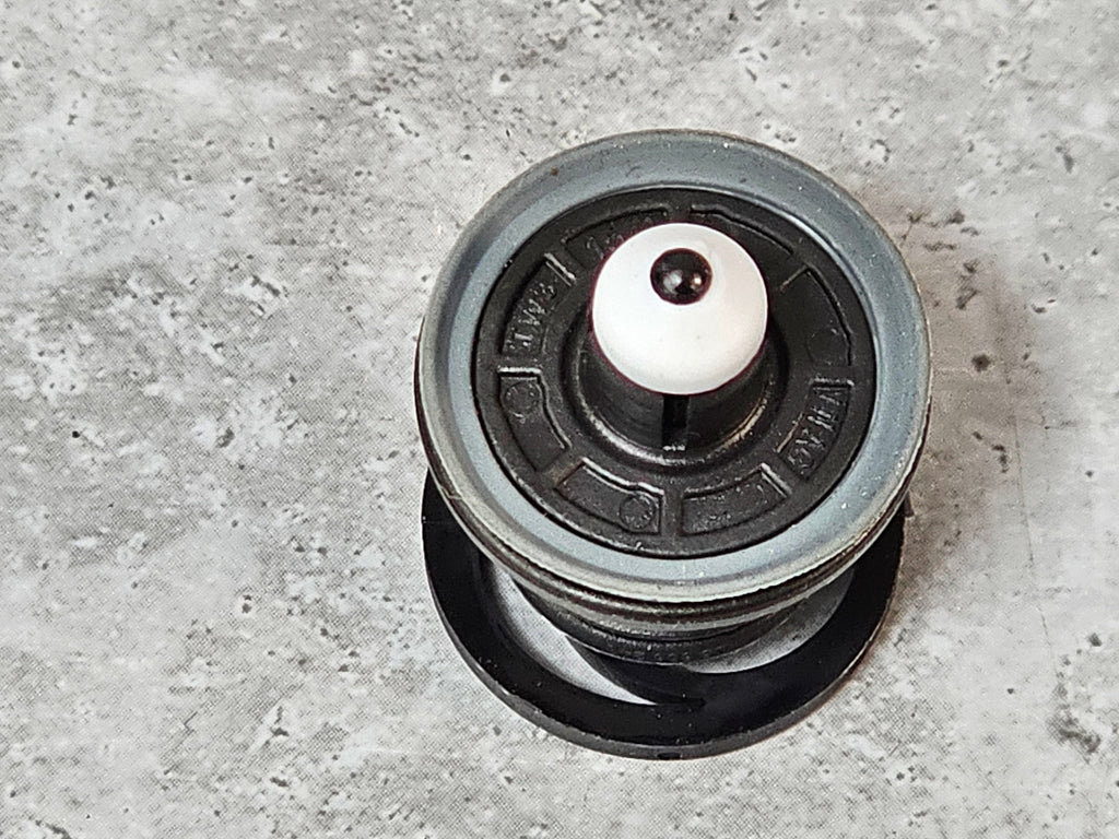 AUDI UPHOLSTERY RETAINING CLIP 7L6868243