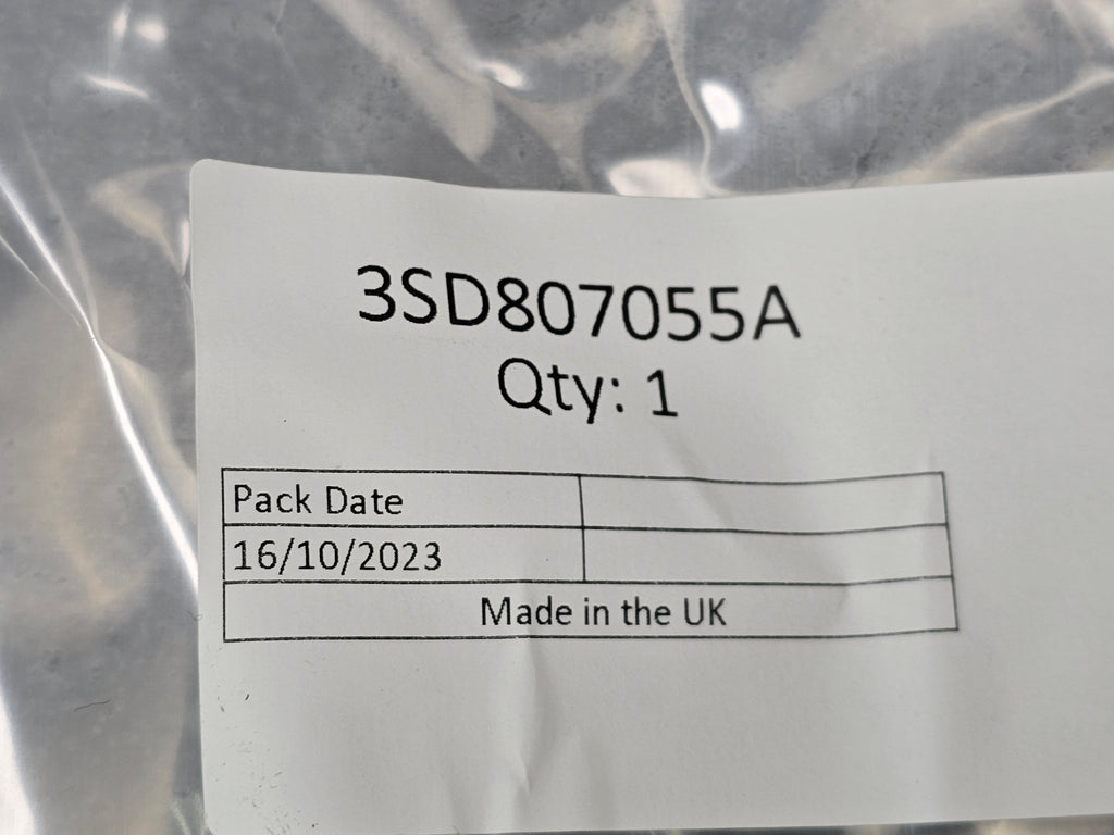 BENTLEY BRACKET FOR WHEEL HOUSING 3SD807055A