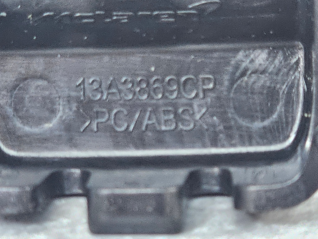 MCLAREN 570S,570GT,540C LUGGAGE BIN FRONT FIXING CAP 13A3869CP