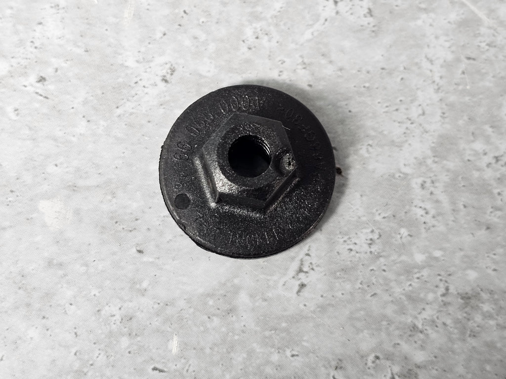 MERCEDES PLASTIC NUT OPEN A0009909918