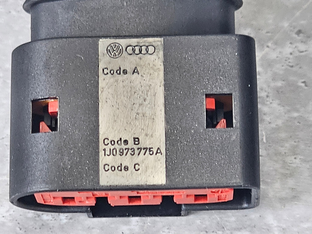 BENTLEY FLAT CONTACT HOUSING WITH 1J0973775A