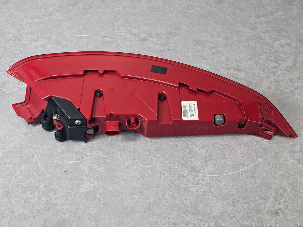 PORSCHE 991.2 REAR RIGHT LIGHT 99163197602