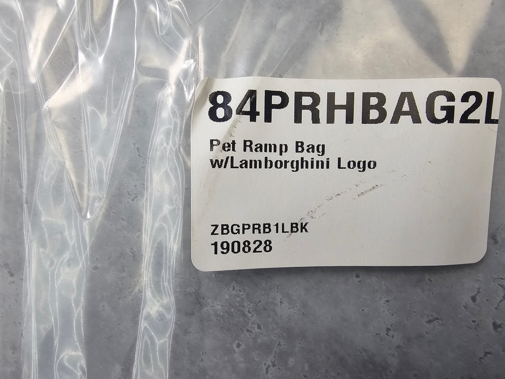 LAMBORGHINI URUS PET RAMP AND BAG 4ML061680A