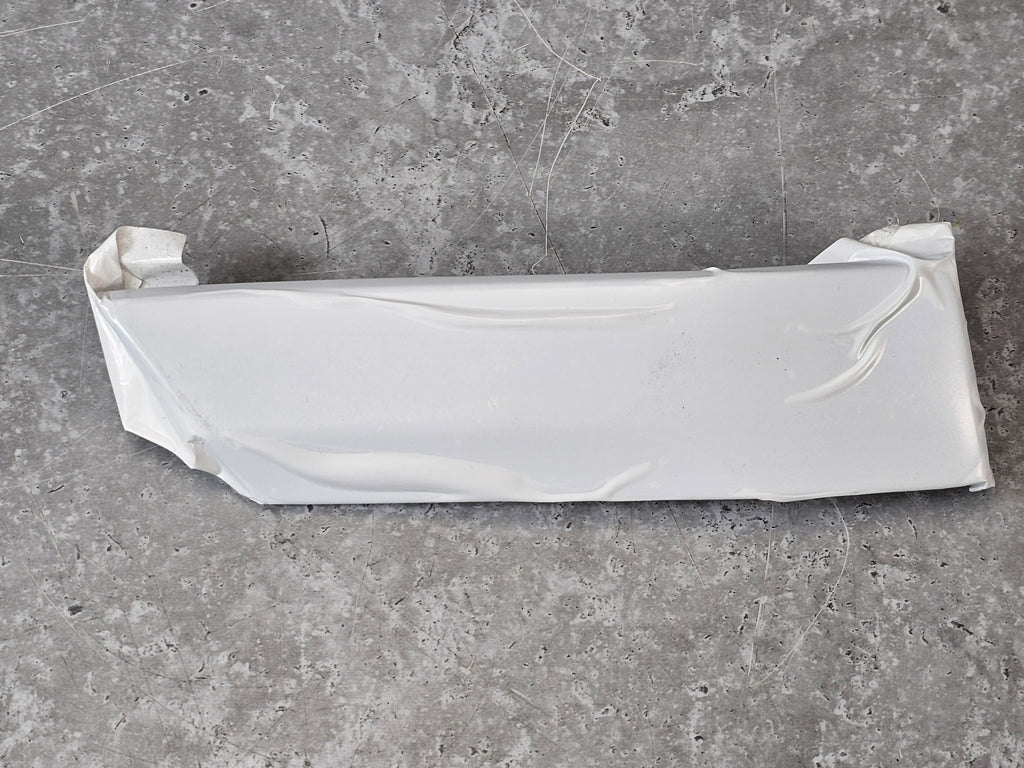 BENTLEY TRIM STRIP FOR REAR PANEL 3Y5839638D