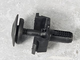 MERCEDES TOP RADIATOR MOUNT CLAMP CLIP PIN MOUNTING PLASTIC A0009912595