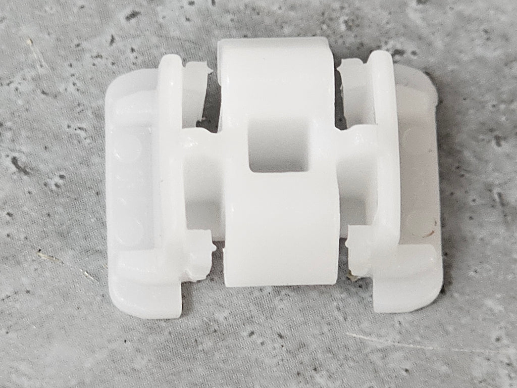 BENTLEY BENTAYGA (2015-2020) SECURING CLIP 36A854451