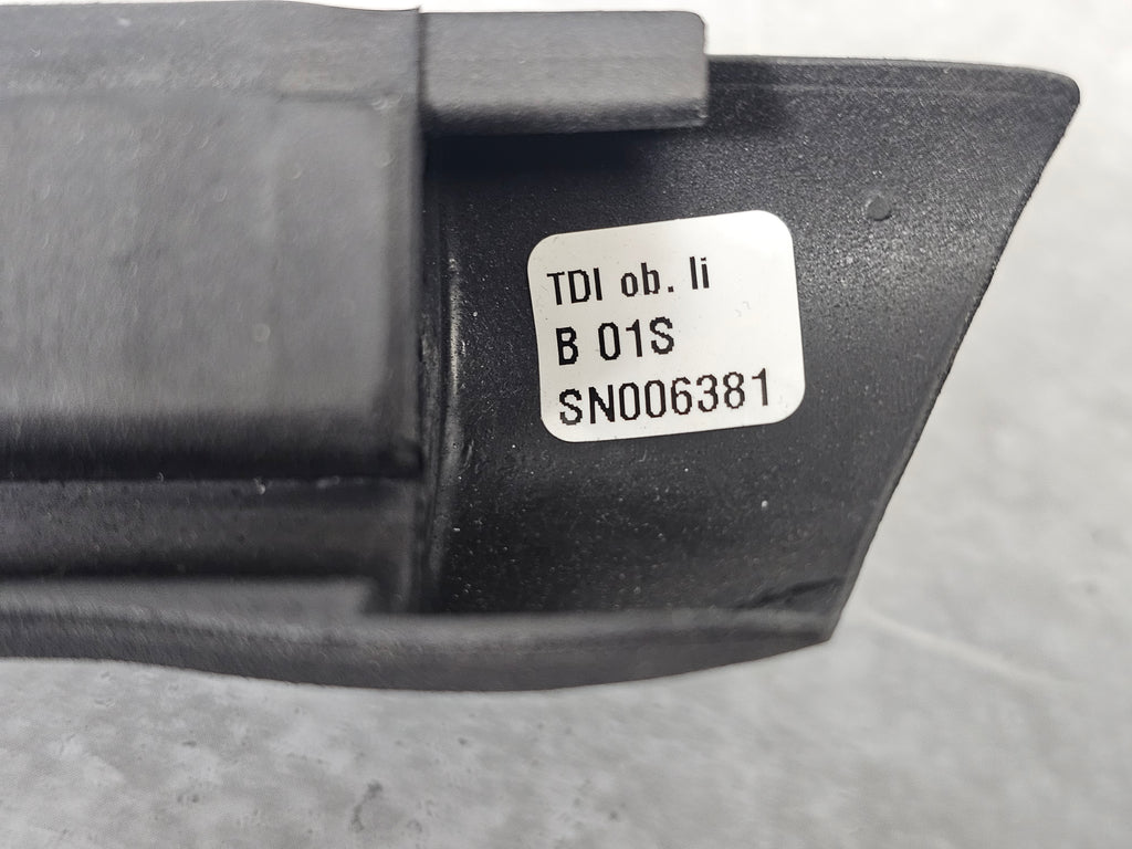 LAMBORGHINI AVENTADOR DOOR SEAL, INNER 476831707B