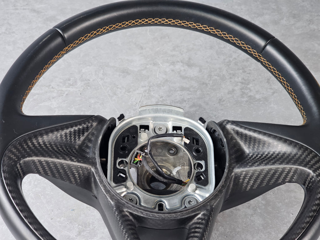 MCLAREN 720S LEATHER/ CARBON STEERING WHEEL ORANGE STITCHING 14N0399CP-14SW246