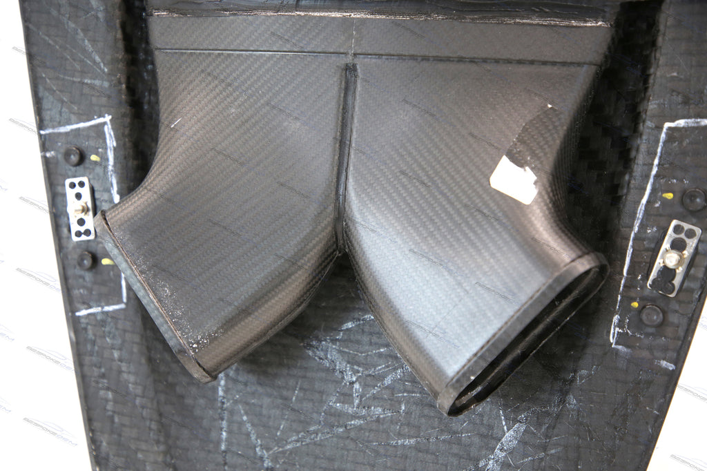 MCLAREN 600LT MSO ROOF SNORKLE-SCOOP GLOSS CARBON 13AA857_CL-A001