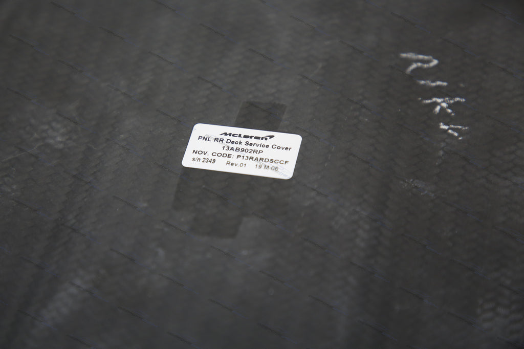 MCLAREN 600LT CARBON FIBRE REAR SERVICE ENGINE COVER 13AB902RP