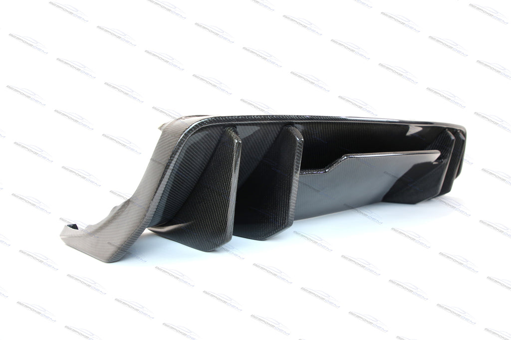 AUDI R8 CARBON FIBRE REAR DIFFUSER