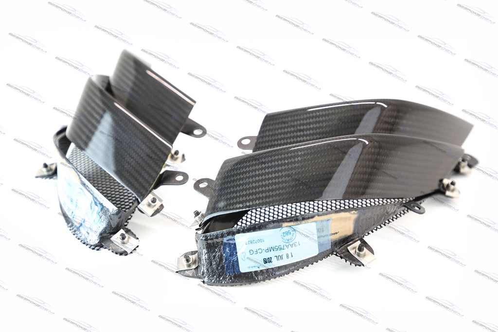 MCLAREN 600LT CARBON FIBRE FRONT LOUVE SET