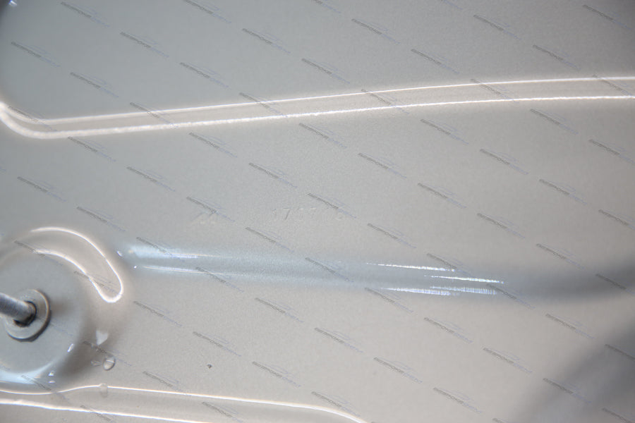 MCLAREN 570S DOOR OUTER APPLIQUE - RH 13AB027CP (SILVER)