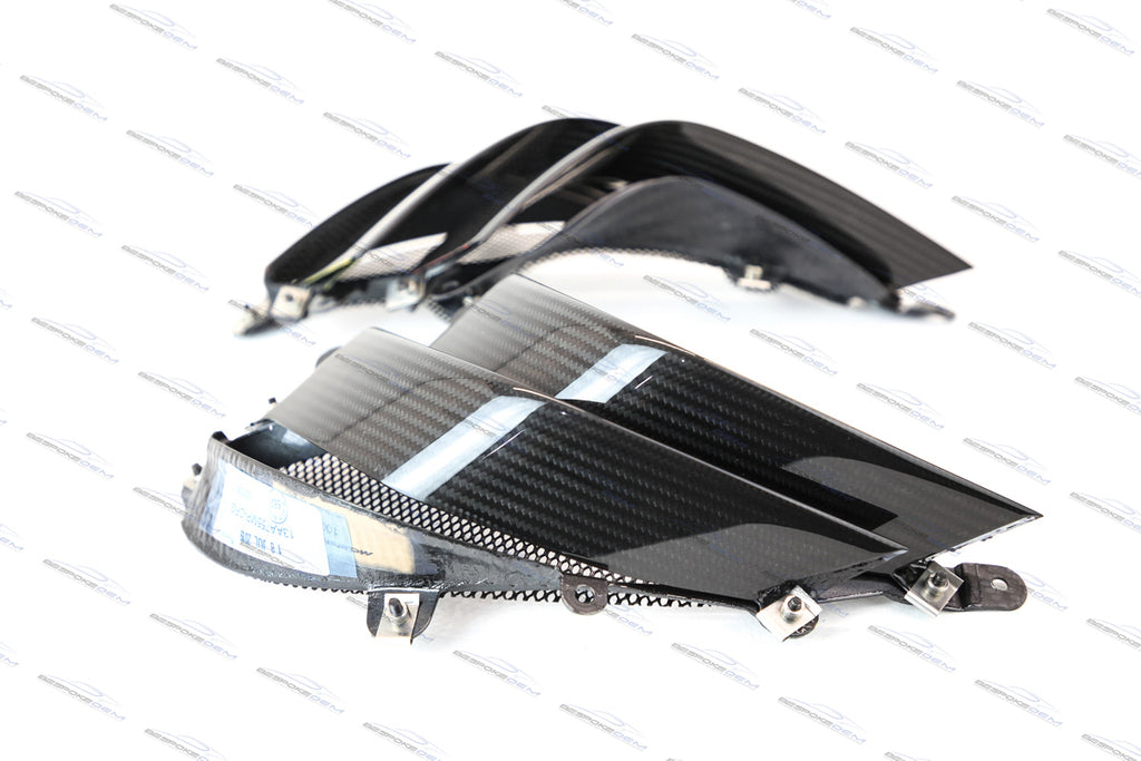 MCLAREN 600LT CARBON FIBRE FRONT LOUVE SET