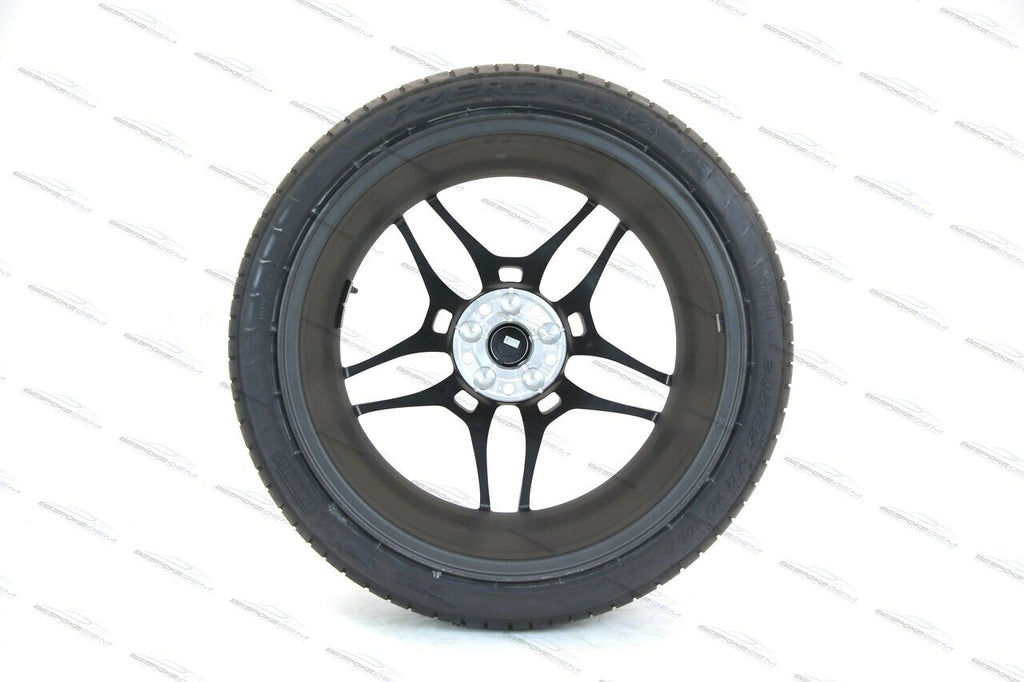 MCLAREN 720S 5 TWIN-SPOKE 19'' FRONT ALLOY WHEEL WITH PIRELLI P ZERO TYRE